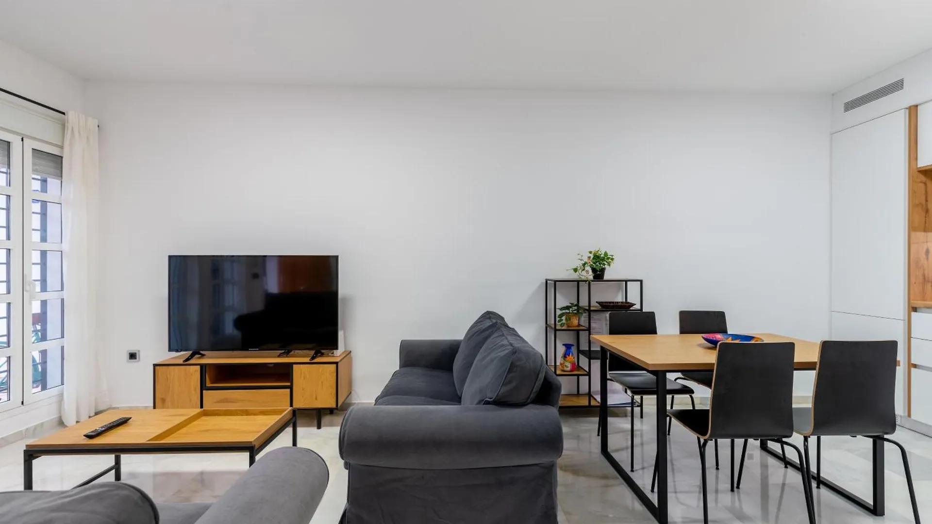 Triana Betis Apartment Seville